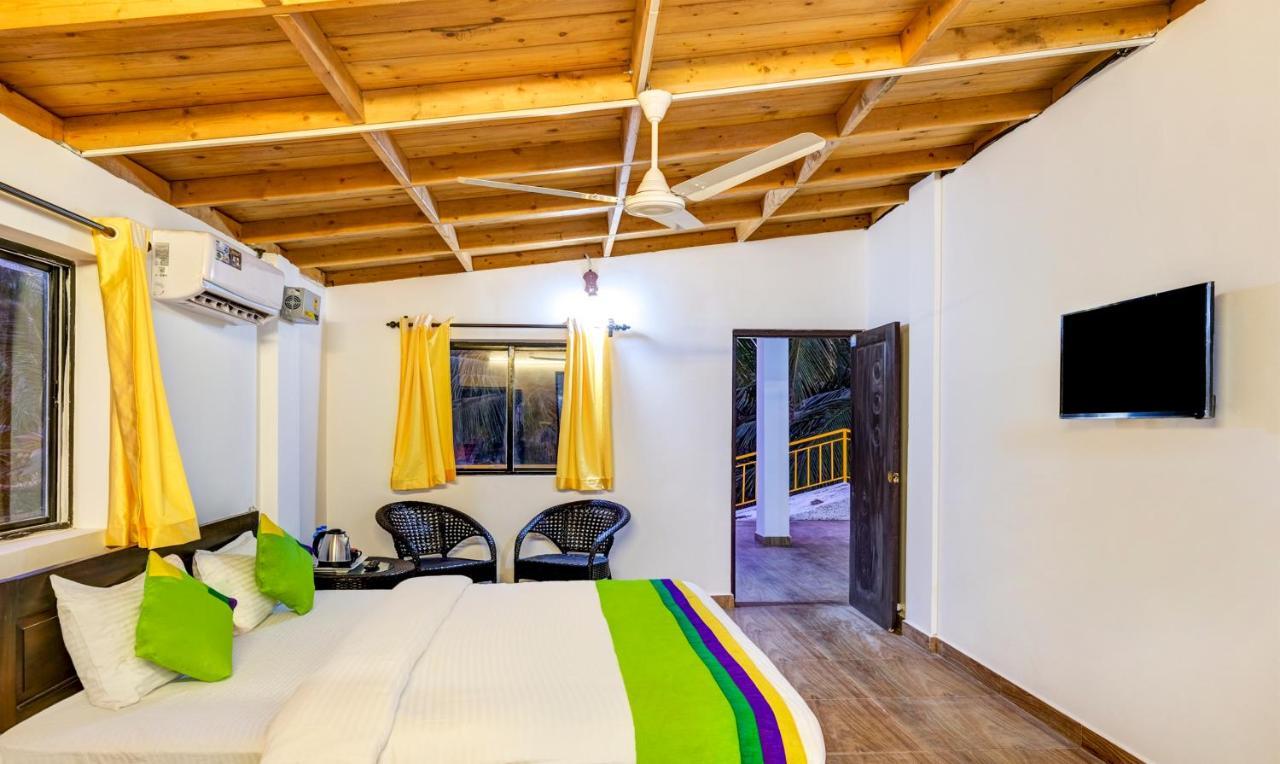 Beach Walk Resort Morjim Kültér fotó